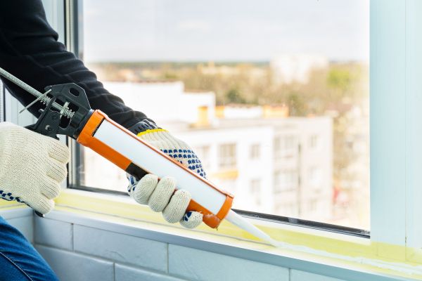 Window Recaulking Service in Lehi