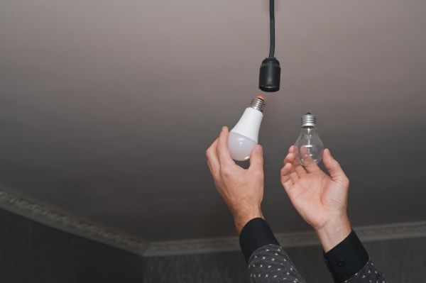 Light Bulbs Replacement in Lehi
